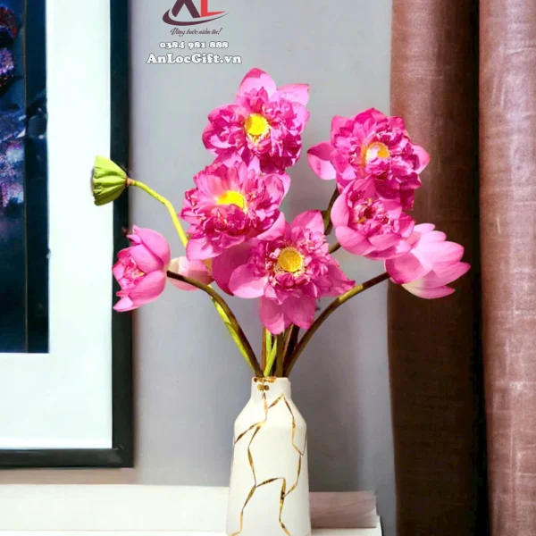 Bình hoa vẽ tay vân nổi vàng - Ảnh 2