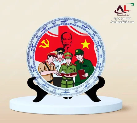 Quà tặng 22/12: Đĩa Sứ Trưng Bày